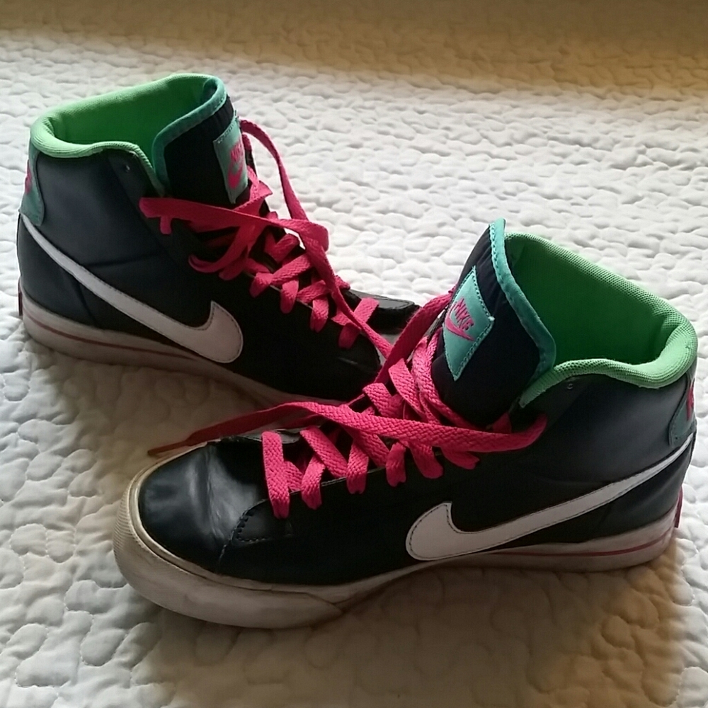 Nike FB Size 8 High Top Black Neon Shoe Sneakers